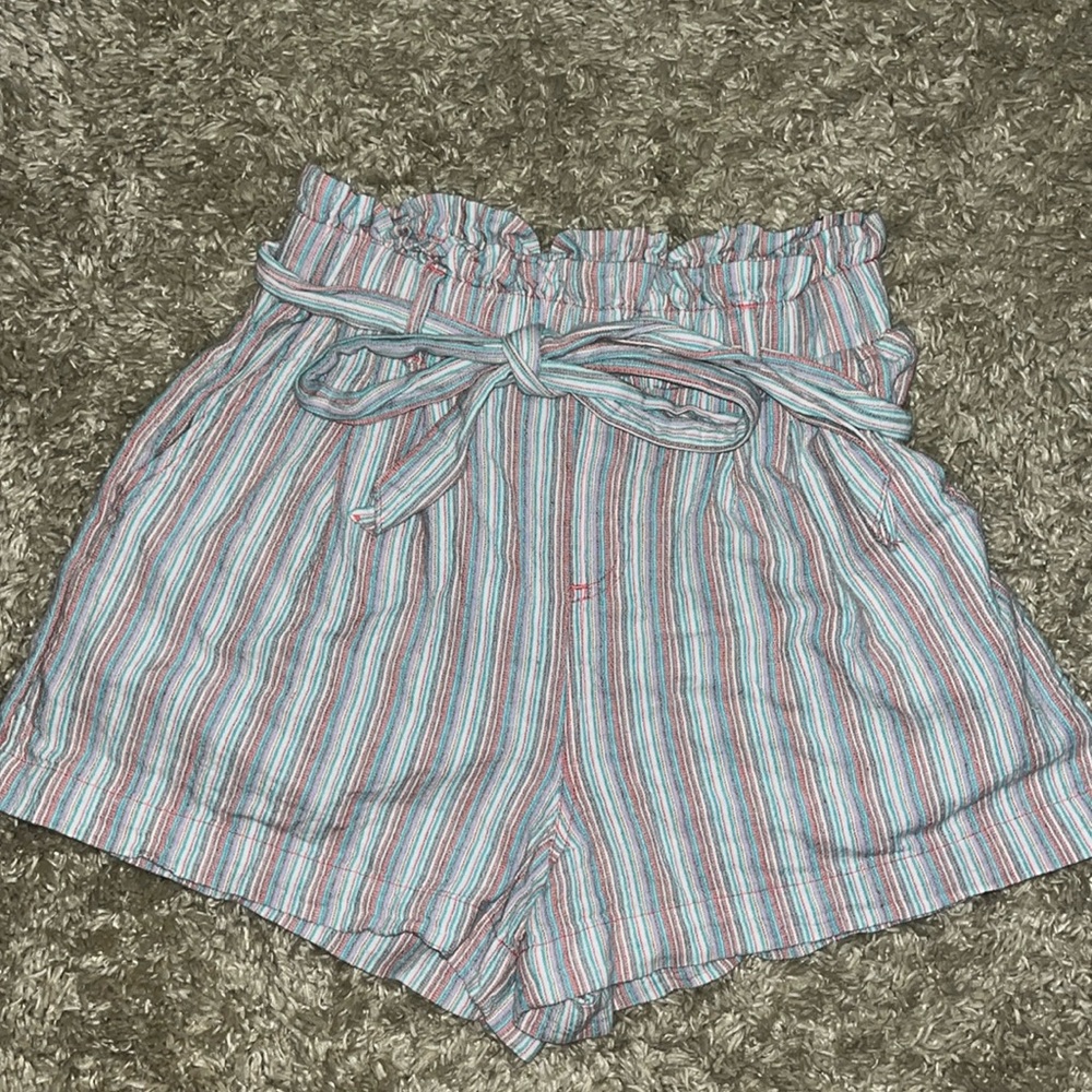 American eagle elastic waist shorts